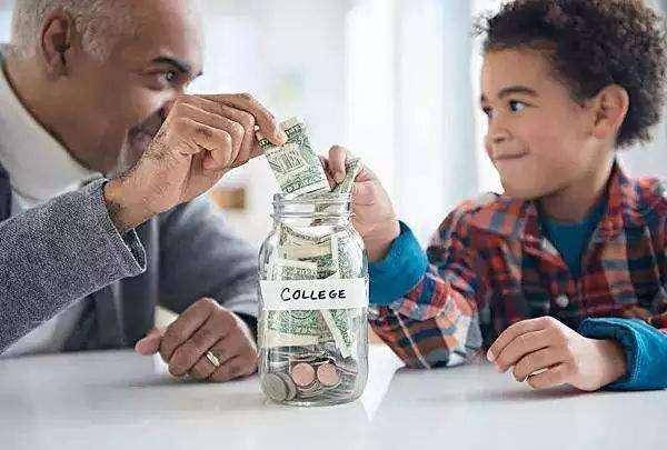 如何让孩子形成正确的金钱观